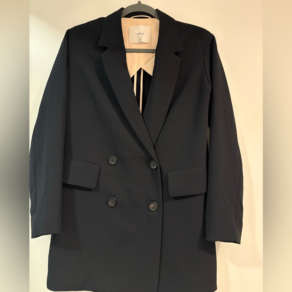 Aritzia Wilfred Black Double-Breasted Blazer (Cherelle Blazer)